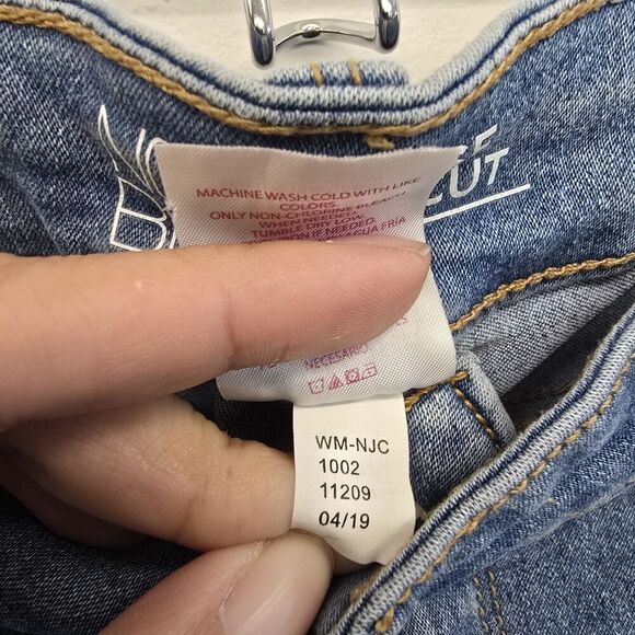 No Boundaries Women's Blue Jeans, Size 17, Regular Fit Boot Cut, Denim (C1) - Picture 5 of 6